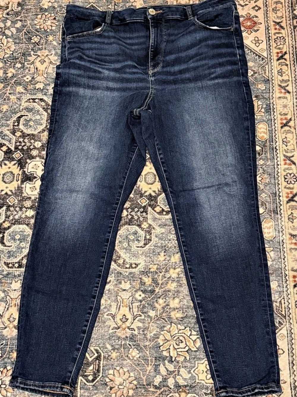 Women’s American Eagle , Curvy Hi1-Rise Jeggings size 18